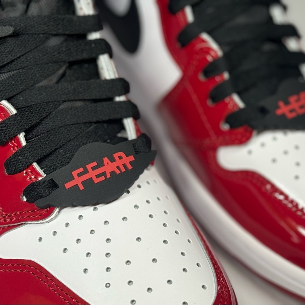 Jordan 1 High Fearless Shoe Sneaker Charm / Dubrae